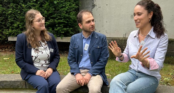 I partecipanti alla EuregioBrusselsSchool parlano di «valore aggiunto per tutti»: (da sinistra) Linda Kammerer, Alessandro Rapisarda e Michelle Notari. (Foto: Euregio)