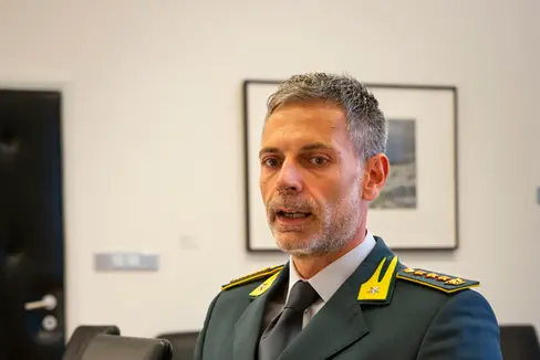 Oggi (giovedì 14 settembre), il presidente della Provincia ha incontrato Giuseppe Dinoi: il nuovo Comandante Provinciale della Guardia di Finanza di Bolzano (Foto: ASP/ Fabio Brucculeri)