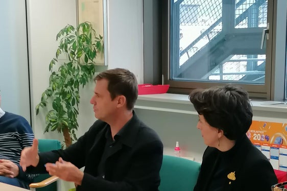 La scuola italiana ha accolto ieri (26 ottobre) Agnès Pallini-Martin, addetta alla cooperazione per il francese (ACPF) e M. Franck Le Cars, responsabile internazionale della Région Académique Occitanie (Foto: ASP/Direzione istruzione e formazione italiana)