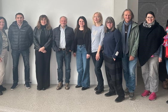 Unter den rund 120 anwesenden Fachleuten waren in Brixen auch die Landesmusikschuldirektorin und Südtirols Fachgruppenleiterinnen und -leiter dabei (von links): Katja Lechner, Manfred Sinn, Alexandra Pedrotti, Norbert Fink, Iryna Kyrylovska, Monika Federspieler, Maria Tutzer, Hans Tutzer, Renate Unterthiner und Johanna Psaier (im Bild fehlen Wolfgang Schrötter und Walter Innerebner). (Foto: LPA/Landesmusikschuldirektion)