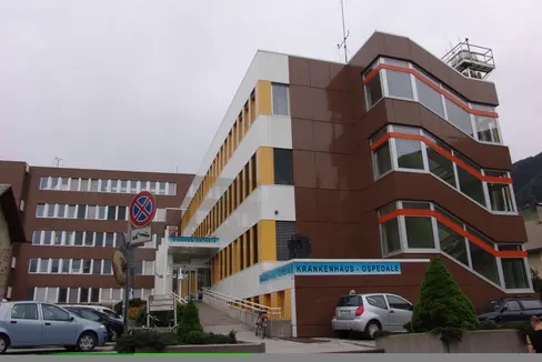 La Giunta provinciale ha dato il via libera al progetto Ristrutturazione dell'ospedale di San Candido ed alla corrispondente modifica del piano urbanistico (Foto: ASP)