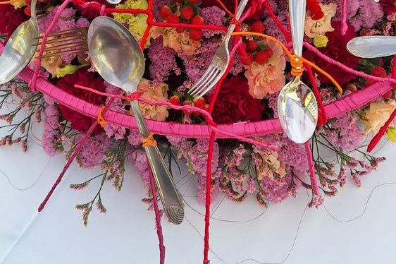 Fachschule für Hauswirtschaft und Ernährung Haslach auf dem Bozner Blumenmarkt (Foto: LPA/Fachschule für Hauswirtschaft und Ernährung Haslach)