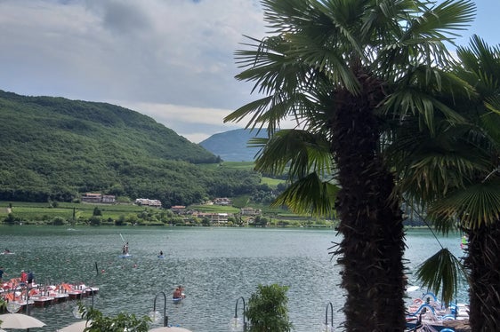 Juli am See: das Bild entstand am Montag, 26. Juli, am Kalterer See. (Foto: LPA/Maja Clara)