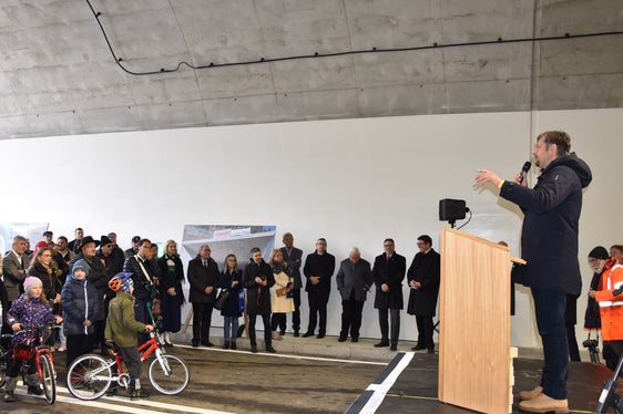 L'assessore Daniel Alfreider: I residenti, grazie a questo progetto, potranno godere di una maggiore qualità della vita. (Foto: ASP/Angelika Schrott)
