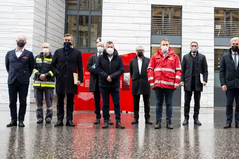 La Provincia e l'Azienda sanitaria organizzano dal 10 al 12 dicembre la campagna L'Alto Adige si vaccina in collaborazione con i Comuni, le farmacie e le organizzazioni di volontariato (Foto: ASP/ Barbara Franzelin)