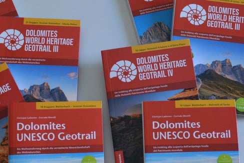 In 10 Etappen durchläuft der Dolomites UNESCO Geotrail die Entstehungsgeschichte der Dolomiten. (Foto: LPA/Karin Pizzinini)