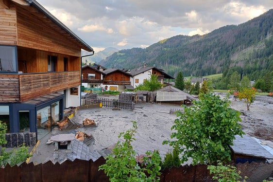 Un'abitazione evacuata a seguito della frana fangosa che ha invaso la zona di Campill. (Foto: ASP/Ufficio Geologia e prove materiali della Provincia)