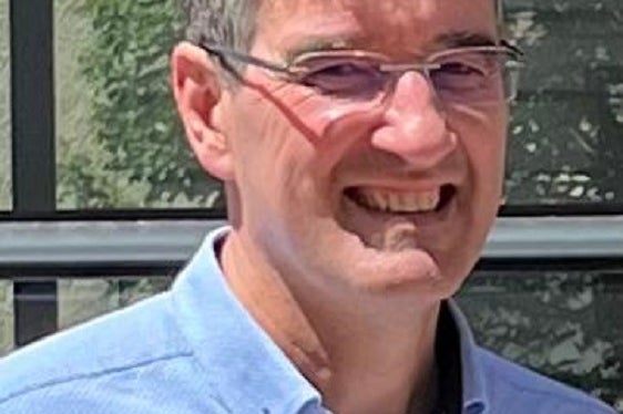 Marco Springhetti, 56enne ingegnere ambientale, dal 2008 ad oggi ha diretto l'Ufficio Infrastrutture, contribuendo in modo significativo alla realizzazione delle linee principali e dell'ultimo miglio della rete in fibra ottica provinciale. (Foto: ASP)