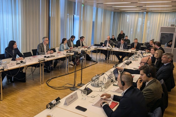 Focus sulla ferrovia: i rappresentanti della CAB alla conferenza dei presidenti a Innsbruck. (Foto: USP/Ingo Dejaco)