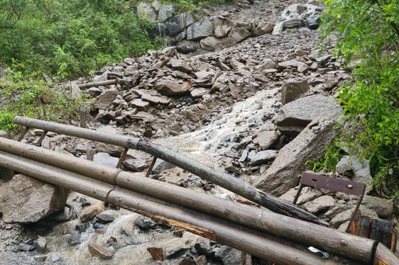 Murgang auf der Straße von Vals in der Gemeinde Mühlbach Richtung Fanealm am 12. Juli (Foto: Landesamt für Wildbach- und Lawinenverbauung Nord in der Agentur für Bevölkerungsschutz)