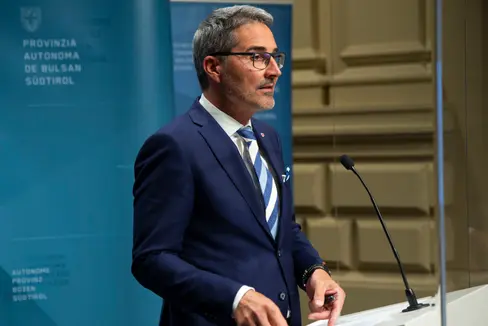 Il presidente della Provincia, Arno Kompatscher, è intervenuto sui 100 anni dalla marcia su Bolzano (Foto: ASP/Fabio Brucculeri)