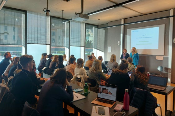 Al via, oggi (17 novembre), presso la Facoltà di Scienze della formazione di Bressanone il corso abilitante per 24 insegnanti di tedesco L2 alla scuola primaria (Foto: ASP/Direzione istruzione e formazione italiana)