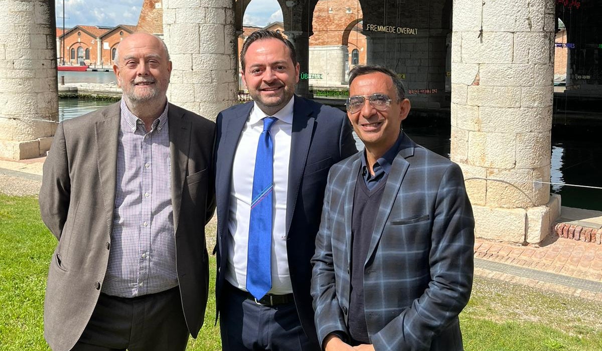 Da sinistra Umberto Croppi, l'assessore provinciale alla Cultura italiana Marco Galateo e il direttore di Dipartimento Antonio Lampis (Foto: ASP)