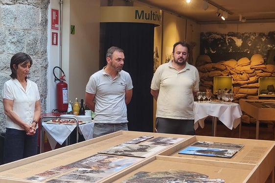 Il curatore Curti Covi (quarto da sinistra) ha introdotto il tema. (Foto: USP/Ufficio Natura-Thomas Kiebacher)
