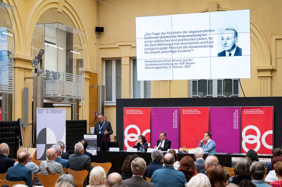 Am 3. September hat im Palais Widmann in Bozen der Auftakt für die Feierlichkeiten zum 80. Jahrestag der Unterzeichnung des Pariser Vertrags stattgefunden. (Foto: LPA/Fabio Brucculeri)