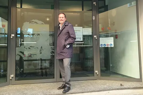 Grünes Licht der Landesregierung zur Erweiterung der Berufsschule für Sozialberufe Hannah Arendt in Bozen auf Vorschlag von LR Bessone (im Bild). (Foto: LPA/Anna Pitarelli)