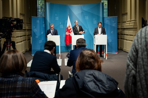 L'assessore Bianchi ha ricordato: Il 3 ottobre, in un sopralluogo effettuato dal sottoscritto con il presidente Kompatscher e il sindaco di Curon, abbiamo analizzato tutte le proposte e individuata la migliore soluzione. (Foto: USP/Fabio Brucculeri)