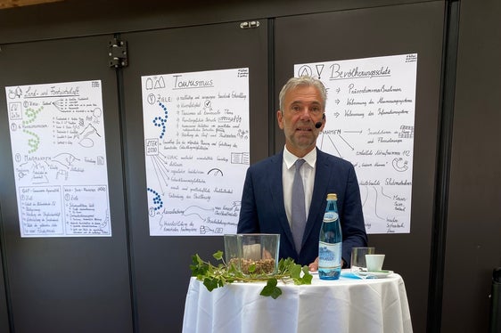 Schuler nel corso della conferenza stampa di oggi (Foto: ASP/Noemi Prinoth)