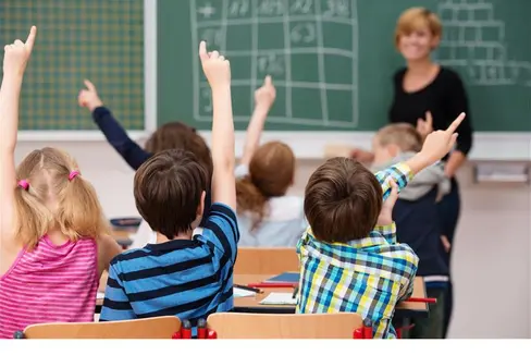 Concorso straordinario 2022 per la scuola in lingua italiana: 71 posti nelle scuole secondarie di I e II grado. Domande di ammissione da presentare entro il 23 settembre (Foto: LPA)