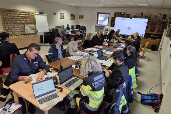 Ab 7.30 Uhr tagte am 16. Februar die Leitstelle am Sitz der Freiwilligen Feuerwehr Brixen. (Foto: LPA/Agentur für Bevölkerungsschutz/Andreas Simmerle)