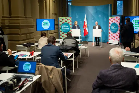 Die Erwachsenenbildung in den Fokus rücken, das will die Kampagne, die das Weiterbildungsamt am heutigen internationalen Tag der Bildung Im Landhaus in Bozen vorgestellt hat. (Foto: LPA/Fabio Brucculeri)
