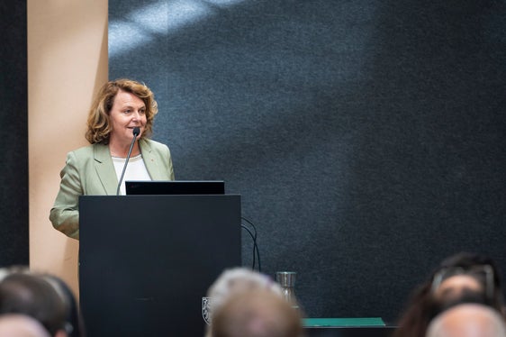 Eine konstruktive und dialogorientierte Zusammenarbeit aller beteiligten Partner ist für die gute Weiterentwicklung in diesem Bereich wichtig, hielt Landesrätin Rosmarie Pamer fest. (Foto: LPA/Fabio Brucculeri)