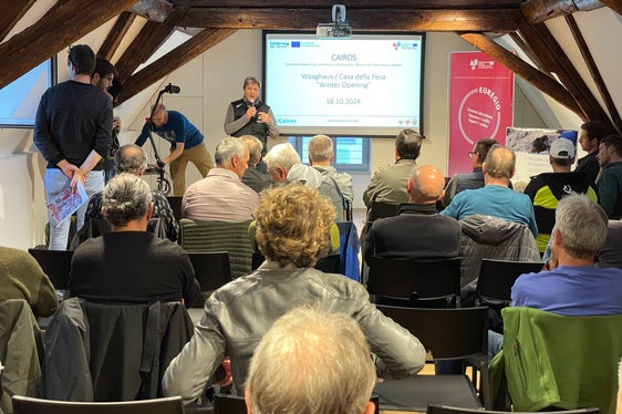 Cairos, che mira ad armonizzare e sviluppare ulteriormente i processi di lavoro delle Commissioni valanghe comunali dell'Euregio, durerà fino alla primavera del 2026. (Foto: Euregio/GNews)