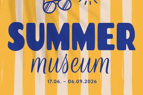 Mit Summer Museum können junge Menschen, die unter 27 Jahre alt sind und einen südtirolmobil-Pass (oder einen Südtirol Pass mit dem alten Design des abo+) vorweisen können, rund 50 Museen, Sammlungen und Ausstellungsorte bei freiem Eintritt besuchen. Die Aktion startet mit dem Beginn der Sommerferien am 17. Juni und endet mit dem 6. September. (Plakat: Amt für Museen und museale Forschung)