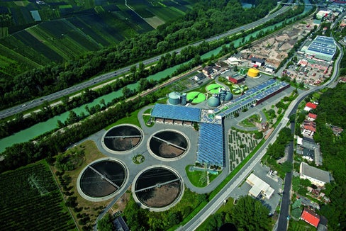 In futuro nell'area del depuratore di Merano verrà costruito un impianto anaerobico ad alto carico per il trattamento dei reflui industriali (Foto: Tappeiner Srl Merano)