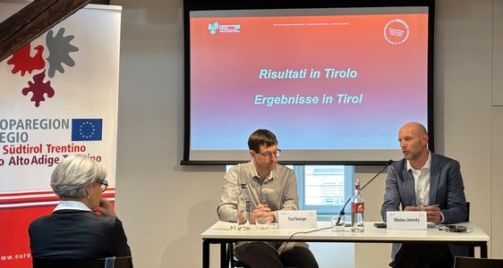 Berichteten über die Ergebnisse in Tirol: (v. l.) Paul Resinger und Nikolaus Janovsky. (Foto: Euregio)