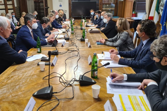 L’odierna costituzione formale della Società Olimpica per le Infrastrutture è stata preceduta da una riunione del gruppo direttivo. (Foto: ASP/Davide Cordua)