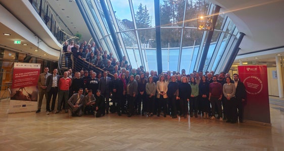 Incontro di metà progetto di Fit for Cooperation, il progetto Interreg dell'Euregio, con circa 100 partecipanti ad Alpbach (Foto: Euregio)