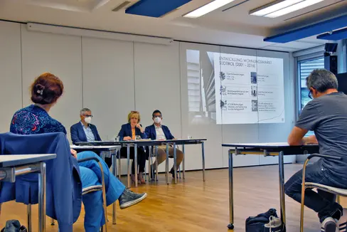 L'assessora Deeg nel corso dell'incontro odierno con i media (Foto: LPA/Greta Stuefer)