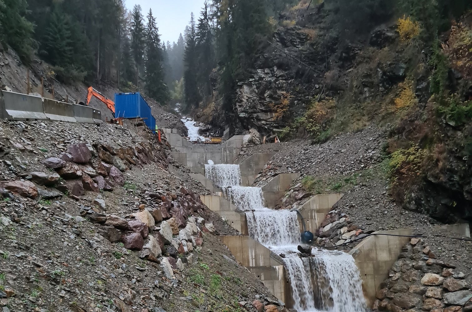Il primo ufficio provinciale ad attuare questo progetto pilota sarà l’Ufficio Sistemazione bacini montani sud diretto da Thomas Thaler, che testerà per la prima volta il calcestruzzo sostenibile nel cantiere del rio del Monaco a S. Nicolò in Val d’Ultimo. (Foto: ASP/Ufficio Sistemazione bacini montani sud)