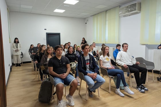 Um Innovation und Tradition geht es beim diesjährigen Euregio-Jugendfestival, das heute im Trentino eröffnet worden ist. (Foto: Euregio/Silvia Ramoser)