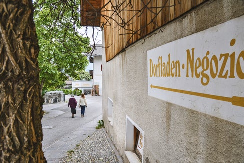 Die Stärkung der Nahversorgung bleibt ein wichtiges Anliegen der Südtiroler Landesregierung. (Foto: LPA/Peter Daldos)