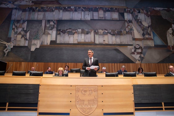 Il presidente Kompatscher nel corso del suo intervento odierno (Foto: ASP: F. Brucculeri)
