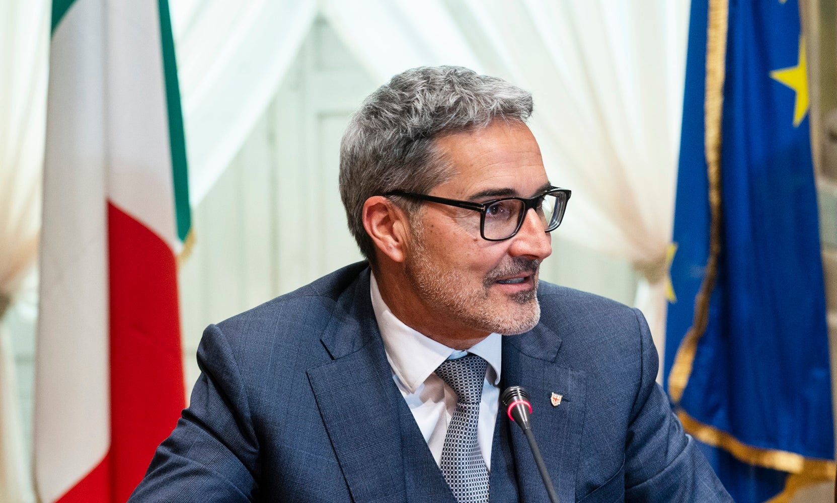 “Il vero lavoro inizia ora: l’Amministrazione provinciale è già pronta a tradurre questi nuovi margini di manovra in misure che apportino miglioramenti concreti per la provincia e i suoi cittadini”, ha sottolineato il presidente della Provincia Arno Kompatscher. (Foto: USP/Ivo Corrà)