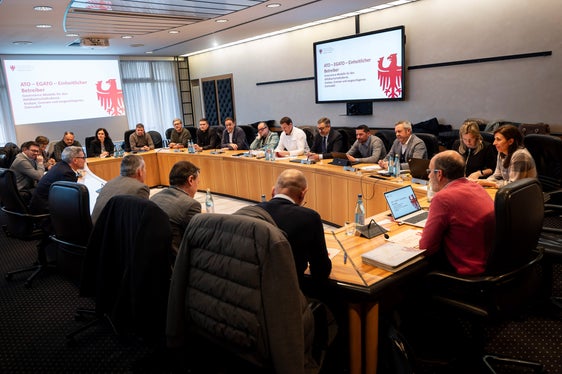 Gegenstand der Diskussion über die Neuorganisation des Abfallwirtschaftsdienstes zwischen Land, Gemeinden und Bezirksgemeinschaften sind vier alternative Governance-Modelle, die im Rahmen der Analysen geprüft wurden. (Foto: LPA/Fabio Brucculeri)