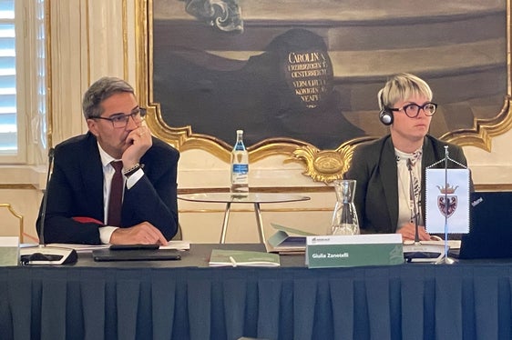 Beim Thema Wolf bestehe dringender Handlungsbedarf, doch leider sei das Problembewusstsein bei den Entscheidungstragenden noch nicht ausreichend vorhanden, sagte Kompatscher, der das gemeinsame Vorgehen der Arge-Alp-Länder in Brüssel befürwortete. (Foto: LPA/Matteo Donagrandi)