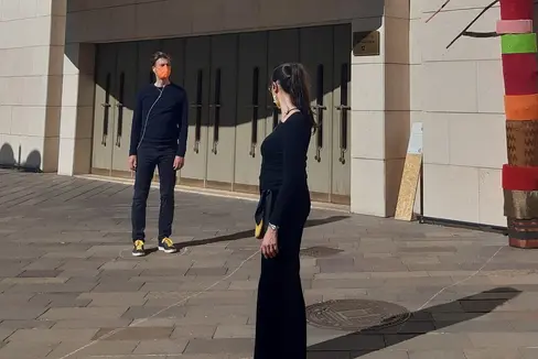 Camminarte è il titolo della passeggiata artistica e culturale multilingue per la città di Bolzano organizzata questa primavera da VBB. (Foto: VBB)