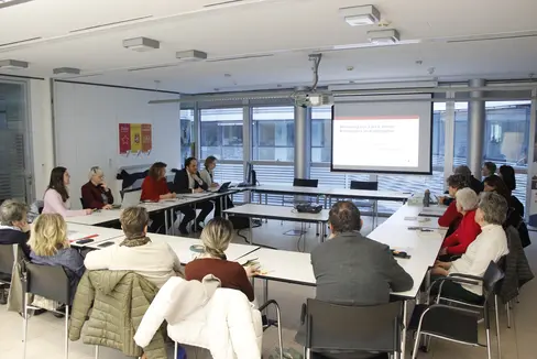 Mit der Verschränkung von Bildungs- und Betreuungszeiten befasst sich derzeit eine Arbeitsgruppe aus Fachleuten aus den Ressorts Familie, Deutsche Bildung und Personal. (Foto: LPA/Hannes Wisthaler)