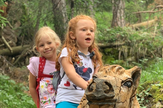 In Zusammenarbeit von Tourismusverein Seis und Landesamt für Natur wurde der Themenweg rundum erneuert. (Foto: Seiser Alm Marketing)