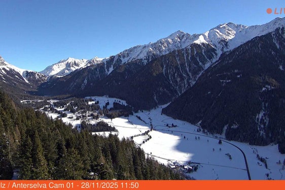 Die neue Webcam am Sendestandort Antholz fängt den Blick in Richtung Biathlonzentrum ein. (Foto: RAS)