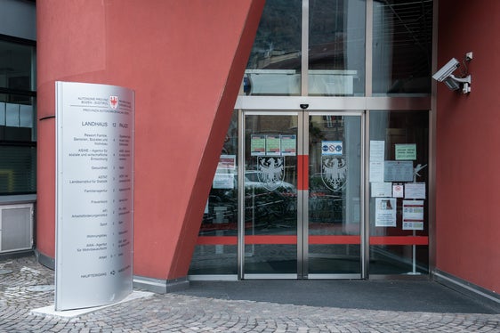 Das ASTAT hat seinen Sitz im Landhaus 12 in Bozen. (Foto: LPA)