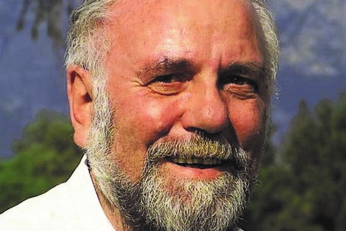 Luis Vonmetz è scomparso mercoledì 6 aprile all'età di 83 anni. Viene ricordato dal presidente Kompatscher e dall'assessore Schuler per le sue doti alpinistiche, il ruolo pionieristico nella tutela della natura e nel volontariato (Foto: AVS)