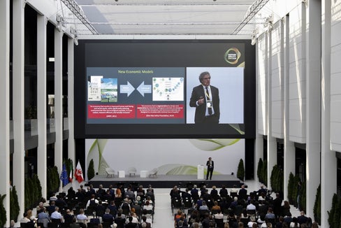 Auftakt der Nachhaltigkeitstage 2022 in der Messe Bozen: Weiterer Baustein auf dem Weg Südtirols Richtung Nachhaltigkeit. (Foto: LPA/Luca Guadagnini)