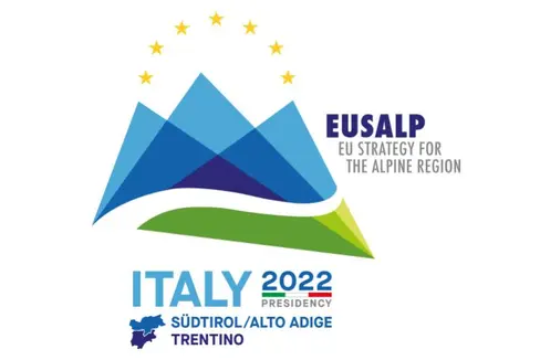 Das Logo der Südtiroler und Trentiner Eusalp-Präsidentschaft 2022