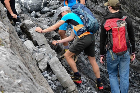 Mit den Themen Gletscher, Geologie, Botanik und mit der Ökologie des Hochgebirges im Nationalpark Stilfserjoch setzten sich beim diesjährigen Gletschercamp 22 Schülerinnen und Schüler intensiv auseinander. (Foto: Bildungsdirektion/Aspmair)
