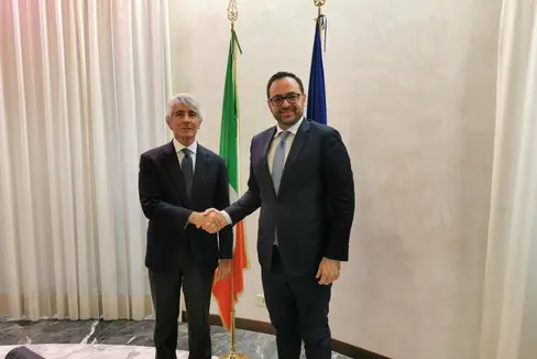 Gestern (4. April) hat Landesrat Marco Galateo (rechts) Sport- und Jugendminister Andrea Abodi in Rom einen Besuch abgestattet (Foto: LPA/Amt für Jugendarbeit)